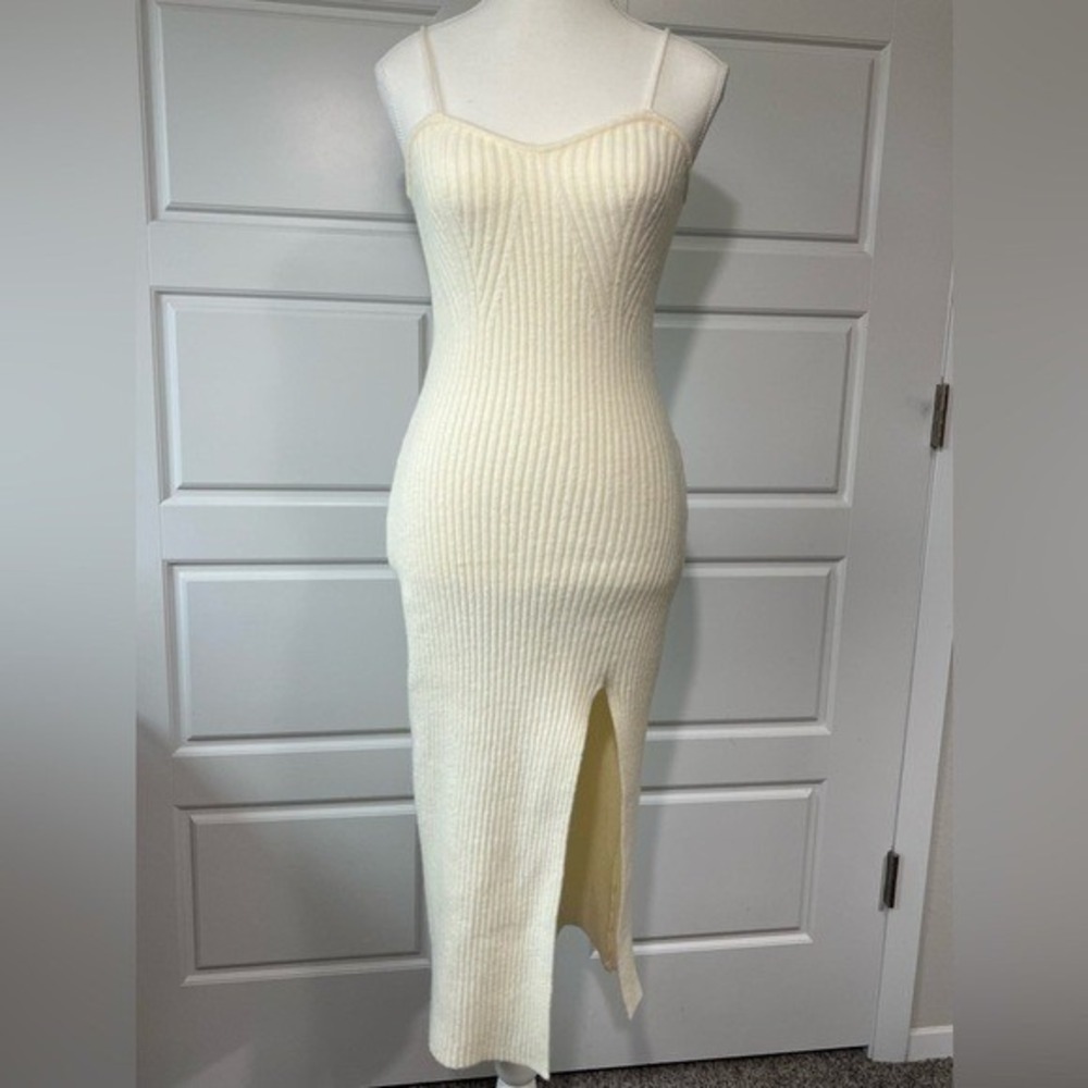 NWOTโ Cider Cream Knit Bodycon Midi Spaghetti Strap Pencil Dress Large